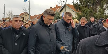 Kolona sjećanja u Vukovaru (Dnevnik.hr)