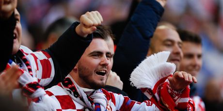 Hrvatski navijači na Wembleyju (Foto: AFP)