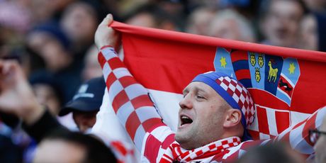 Hrvatski navijač na Wembleyju (Foto: AFP)