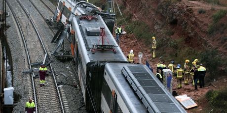 Željeznička nesreća u Španjolskoj (Foto: AFP) - 3