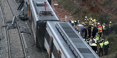 Željeznička nesreća u Španjolskoj (Foto: AFP) - 5