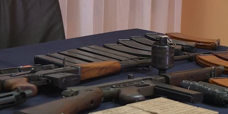 Dio zaplijenjenog oružja (Foto: Dnevnik.hr)