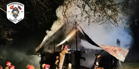 Vatra progutala obiteljsku kuću u Taboru (Video: DVD Pršlin-Hum) - 3
