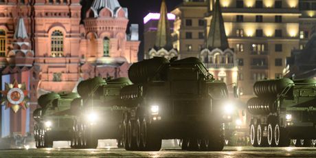 Ruska vojna parada (Foto: AFP) - 3