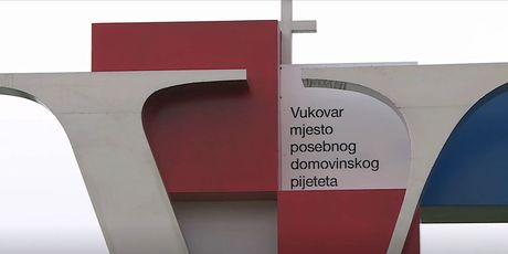 Novi domoljubni spomenik u Vukovaru - 1