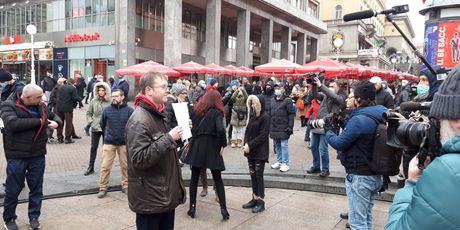 Prosvjed na Trgu bana Jelačića u Zagrebu - 3