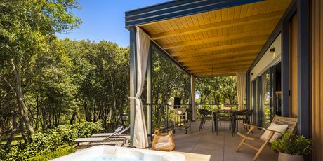 Istra Premium Camping Resort (Sunset Premium Camping Villa with jacuzzi)