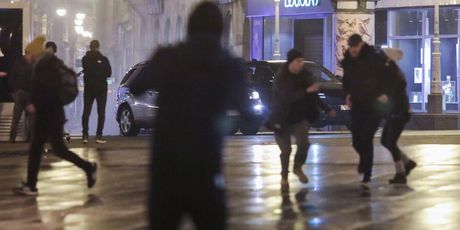 Zagreb: Snimanje filma Canary Black na Trgu bana Josipa Jelačića - 7
