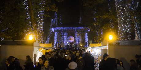 Sam početak Adventa u Zagrebu obilježile su velike gužve
