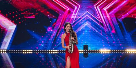 Veronika Semylit Hone, Supertalent - 6