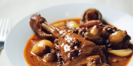 Mirepoix je sastavni dio francuskog specijaliteta coq au vin