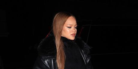 Rihanna - 9