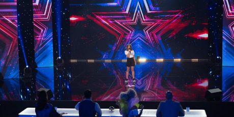 Dora Stojanović, Supertalent - 6