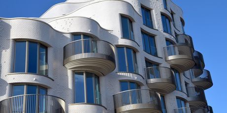 Zgrada Shoreline Crescent u Folkestoneu koja pišti i živcira susjede - 1