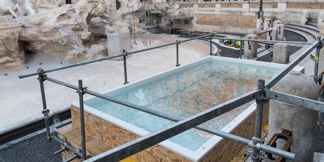 Fontana di Trevi u Rimu, studeni 2024. - 2