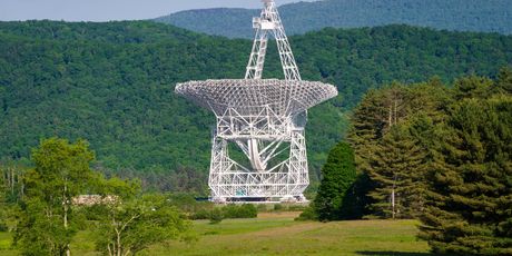 Najveći okretni radioteleskop na svijetu postavljen je u Green Banku u Zapadnoj Virginiji