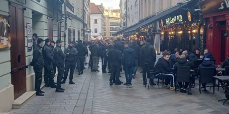 Policija i Boysi u Bratislavi