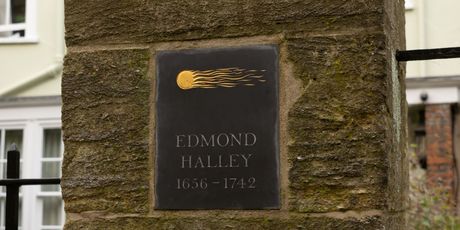 Edmond Halley i njegov komet - 2