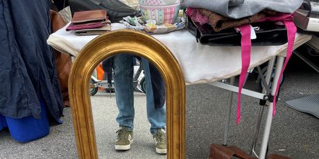 Buvljak Riesenflohmarkt Wienerberg u Beču - 2