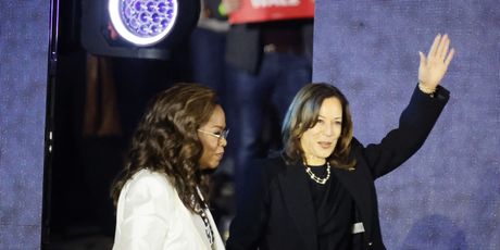 Kamala Harris i Oprah Winfrey - 1