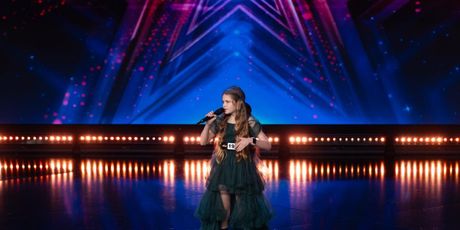 Nela Mancheska, Supertalent - 12