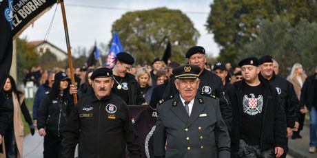 Marko Skejo i pripadnici HOS-a u Škabrnji - 2