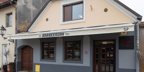 Barbeerian BBQ& Pub - 5