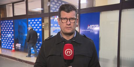 Hrvoje Krešić, reporter Dnevnika Nove TV - 1