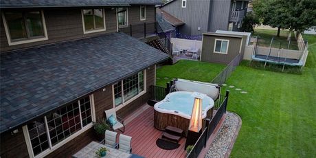 Jacuzzi ispred kuće