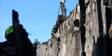 Izgorio samostan crkve Sv. Križa na Čiovu - 10