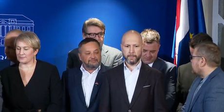 SDP skupio potpise za opoziv Vlade - 2