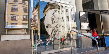 Nobel je zakladu za Nagradu utemeljio oporučno - 2