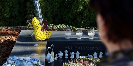 Grob Akija Rahimovskog