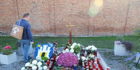 Grob Milana Bandića