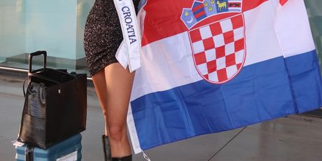 Laura Gnjatović, Miss Universe Hrvatske - 5
