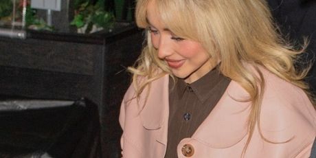 Sabrina Carpenter - 3