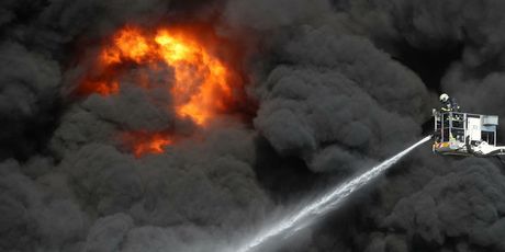 Sveta Nedelja: Požar u skladištu guma - 2