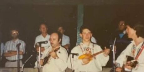 In Magazin: Gazde - 2