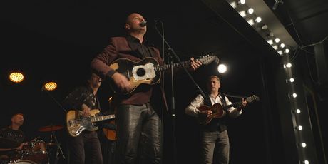 In Magazin: Gazde - 3