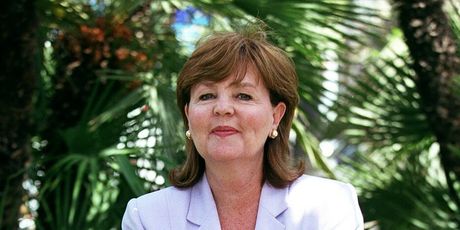 Pauline Collins