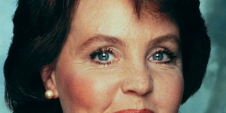 Pauline Collins