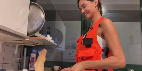 Laura Gnjatović, Miss Universe Hrvatske - 1