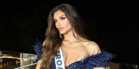 Laura Gnjatović - 2