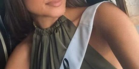 Laura Gnjatović - 1