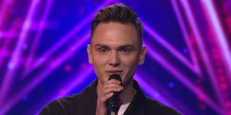 Deni Karadža, Supertalent