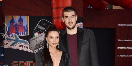 Ivica Zubac, Kristina Zubac