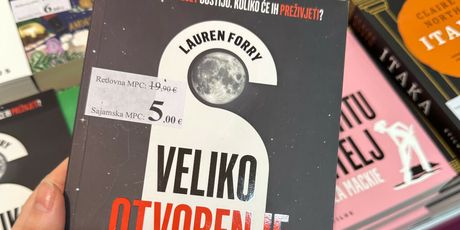 Lauren Forry: Veliko otvorenje