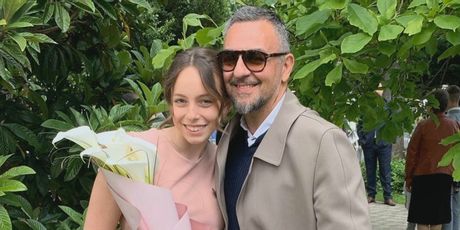 In Magazin: Zara i Sandi Cenov - 1