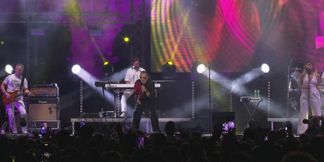 In Magazin: Novogodišnja noć - 11