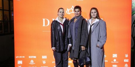 Leonarda Boban s kćerima - 3